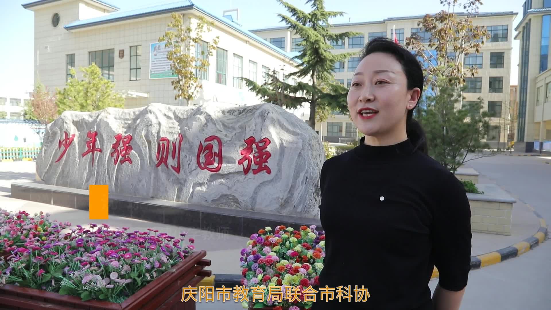 【第一眼】贊！科普知識(shí)進(jìn)校園，讓學(xué)生“零距離”感受科技魅力……