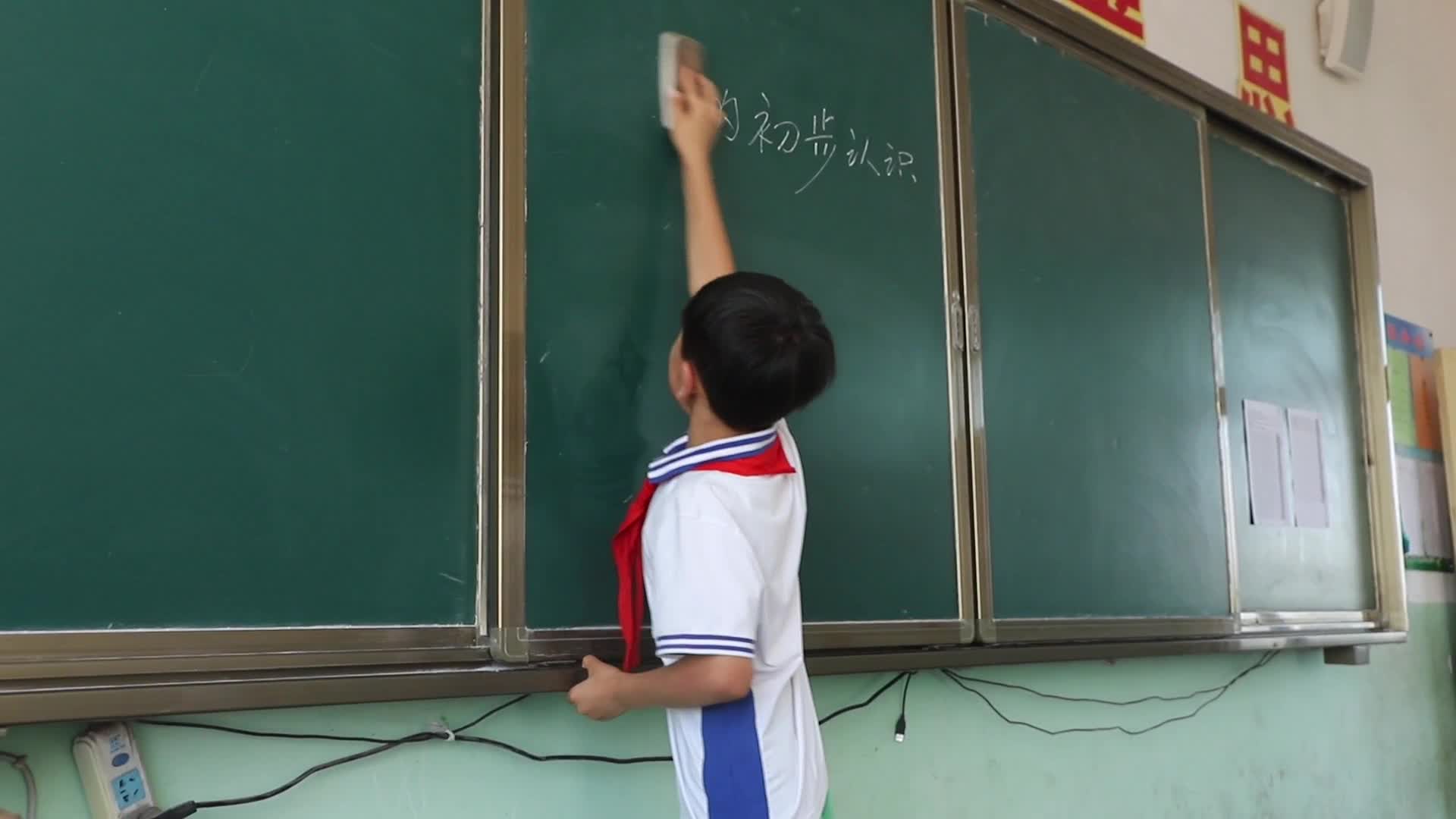 【新時(shí)代慶陽(yáng)好少年·馬宏發(fā)】眼里有光，心中有愛(ài)