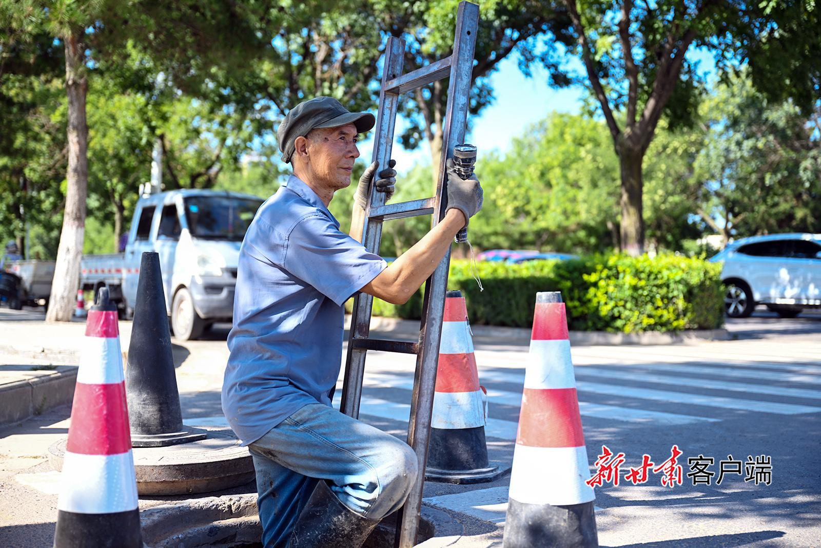 慶陽：烈日下的“城市守護者”