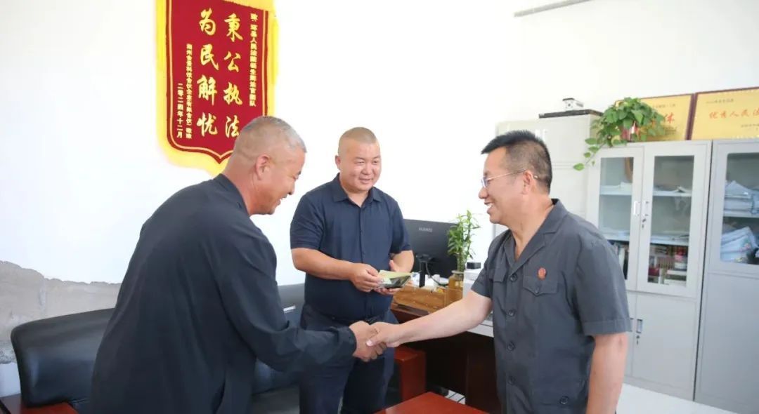 楊生輝：十八載深耕阡陌間 調(diào)解藝術(shù)潤?quán)l(xiāng)野